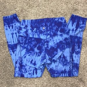 Lululemon blue tie dye align tights